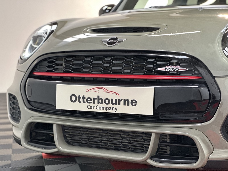 MINI Hatch John Cooper Works - U1215