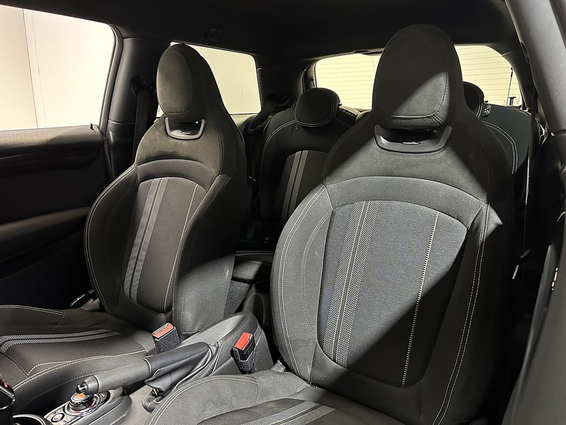 MINI Hatch John Cooper Works - U1215