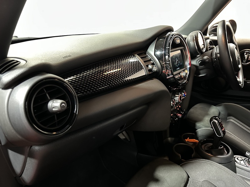 MINI Hatch John Cooper Works - U1215