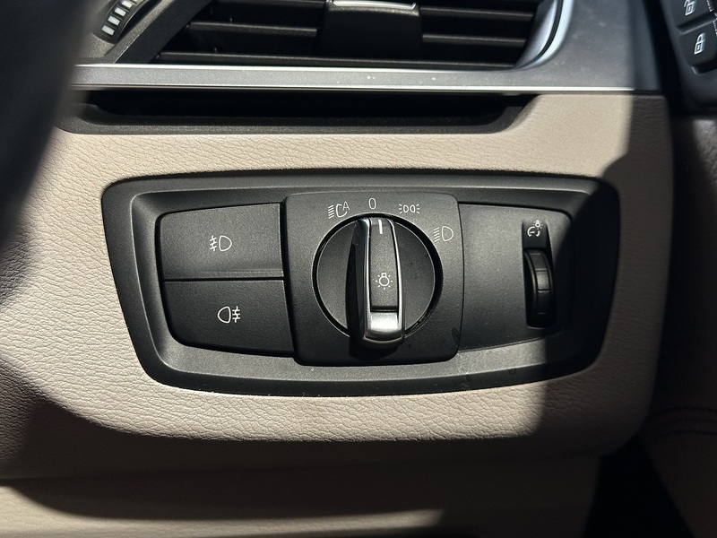 BMW X1 20i xLine - U1216