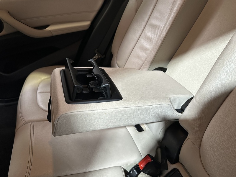 BMW X1 20i xLine - U1216