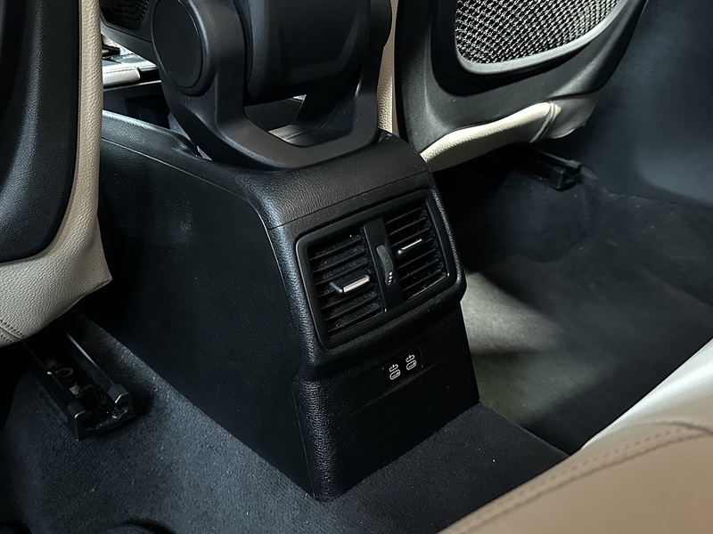 BMW X1 20i xLine - U1216