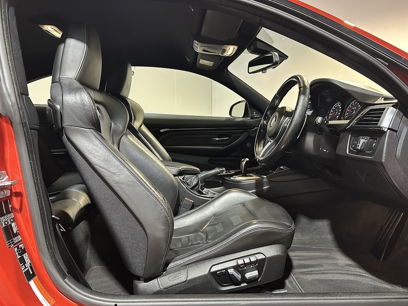 BMW M4 BiTurbo Competition - U1218