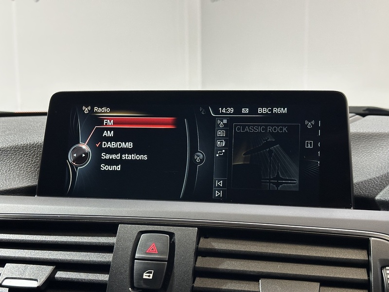 BMW M4 BiTurbo Competition - U1218