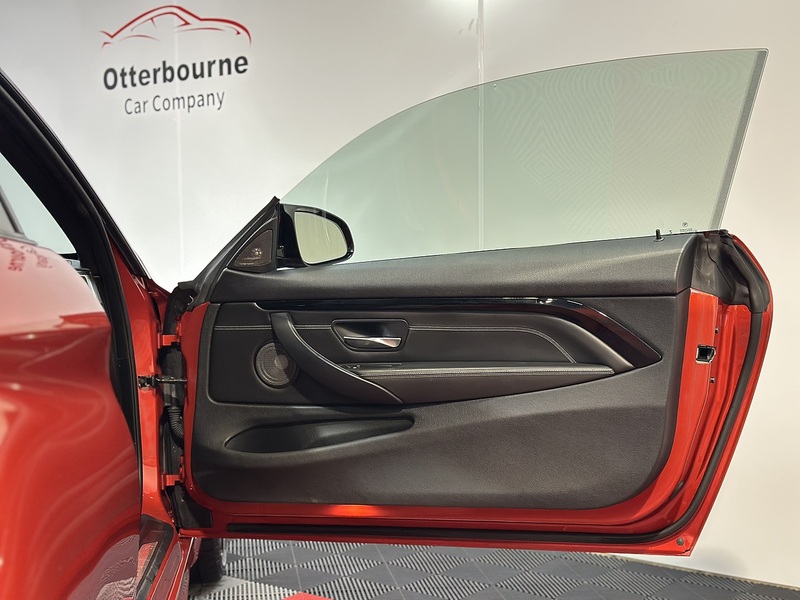 BMW M4 BiTurbo Competition - U1218