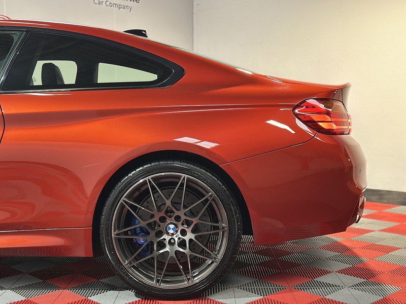 BMW M4 BiTurbo Competition - U1218