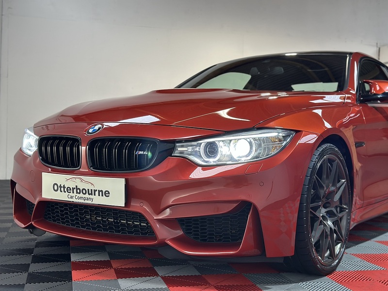 BMW M4 BiTurbo Competition - U1218