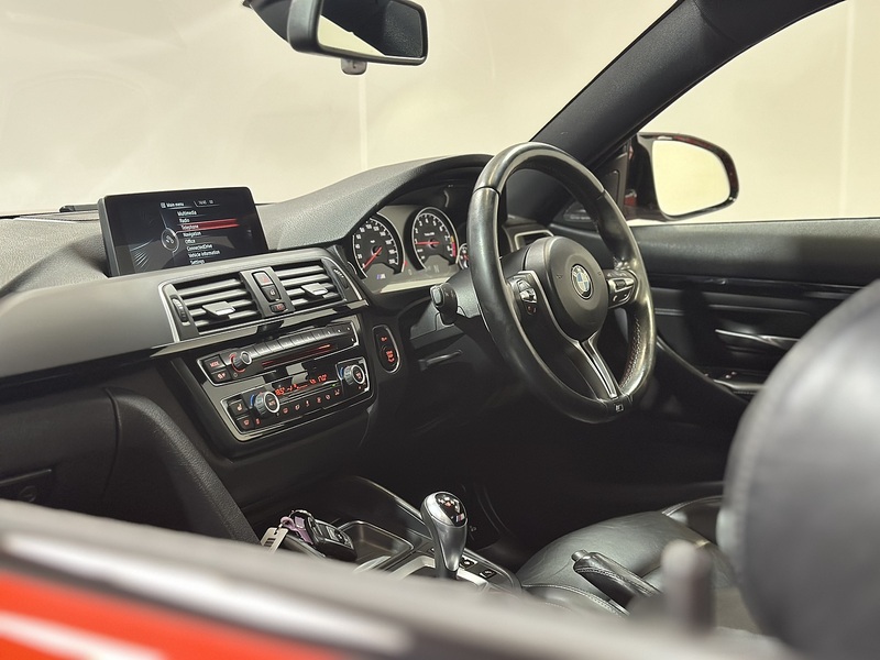 BMW M4 BiTurbo Competition - U1218