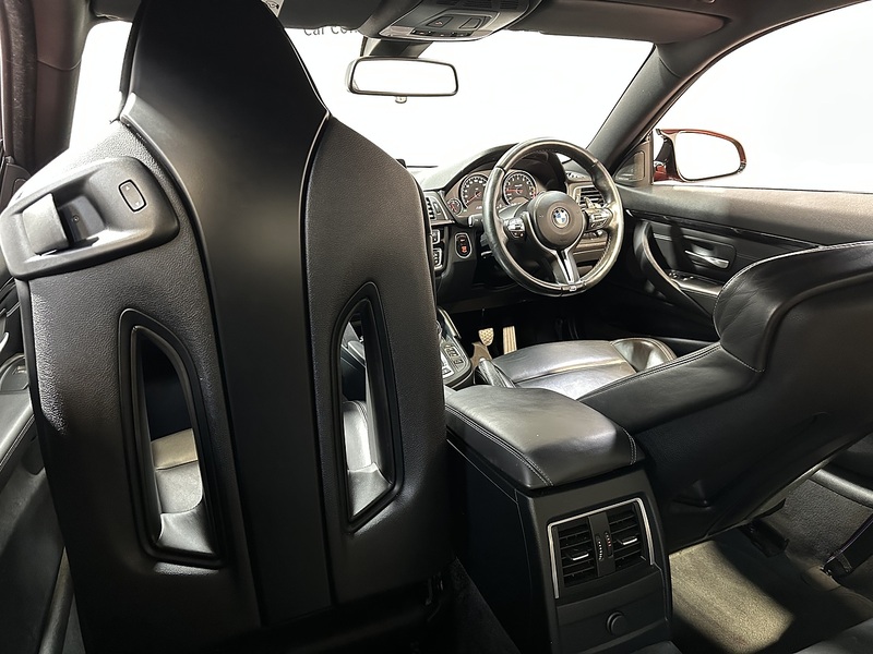 BMW M4 BiTurbo Competition - U1218