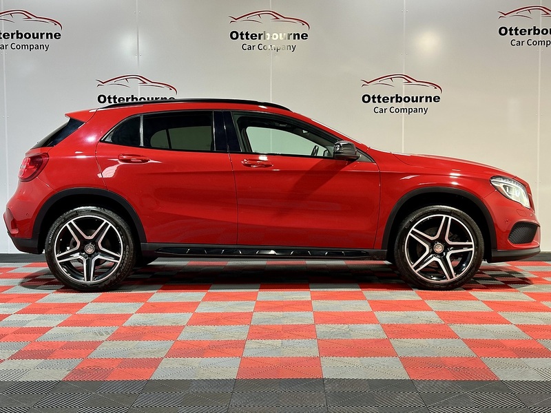 Mercedes-Benz GLA GLA220d AMG Line - U1220