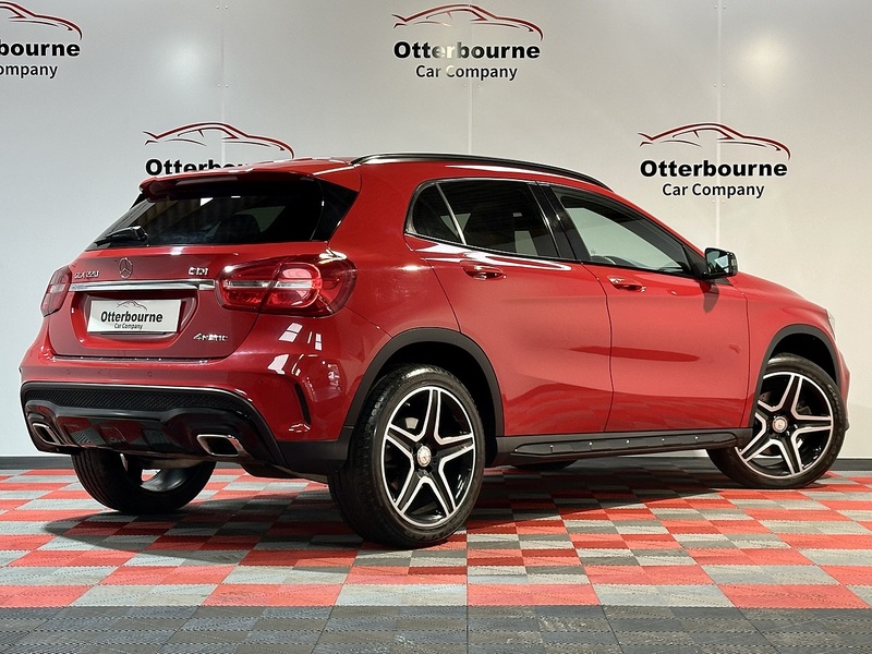 Mercedes-Benz GLA GLA220d AMG Line - U1220