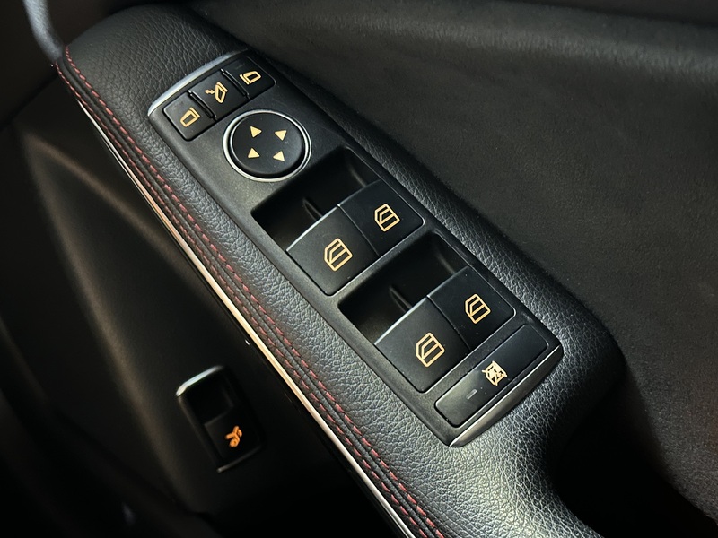 Mercedes-Benz GLA GLA220d AMG Line - U1220