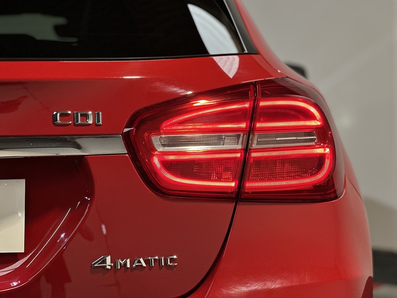 Mercedes-Benz GLA GLA220d AMG Line - U1220