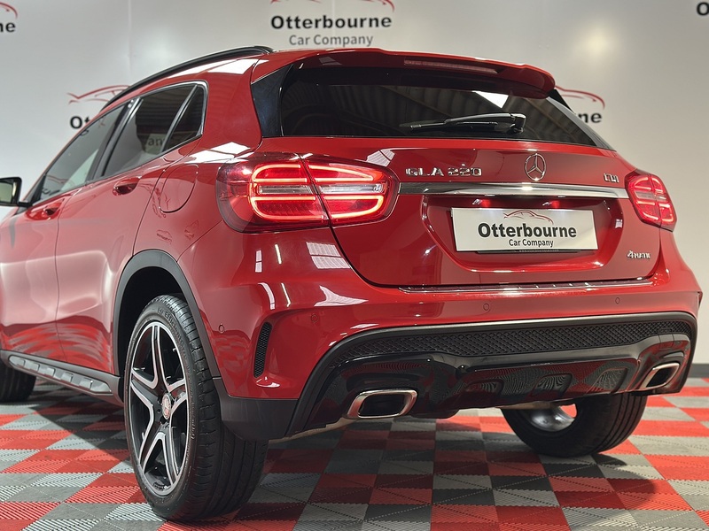 Mercedes-Benz GLA GLA220d AMG Line - U1220