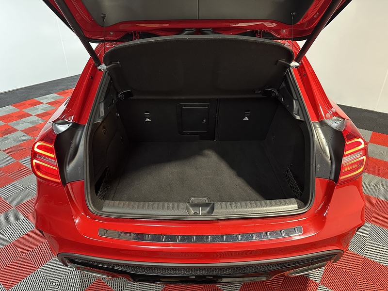 Mercedes-Benz GLA GLA220d AMG Line - U1220