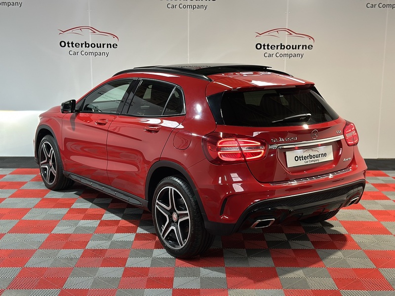 Mercedes-Benz GLA GLA220d AMG Line - U1220