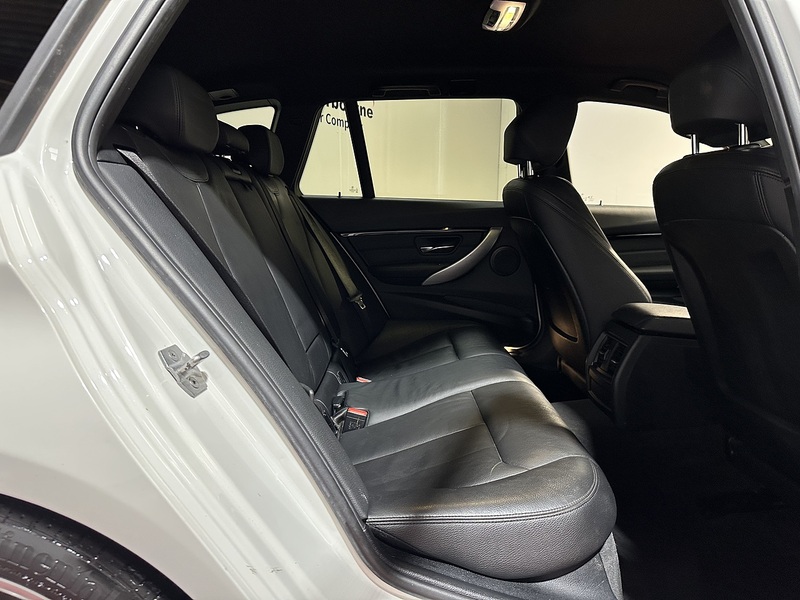 BMW 3 Series 320d M Sport - U1221