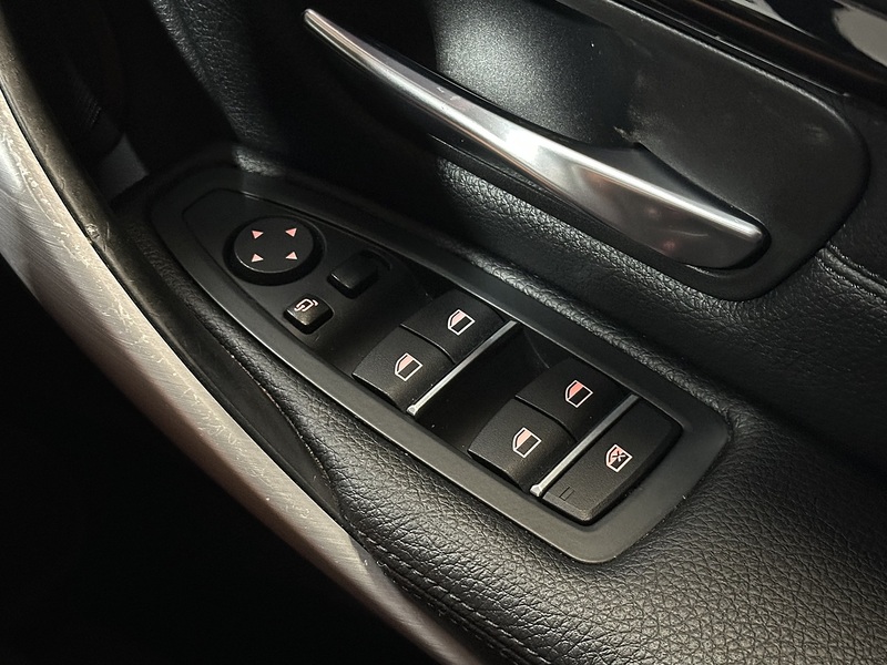 BMW 3 Series 320d M Sport - U1221