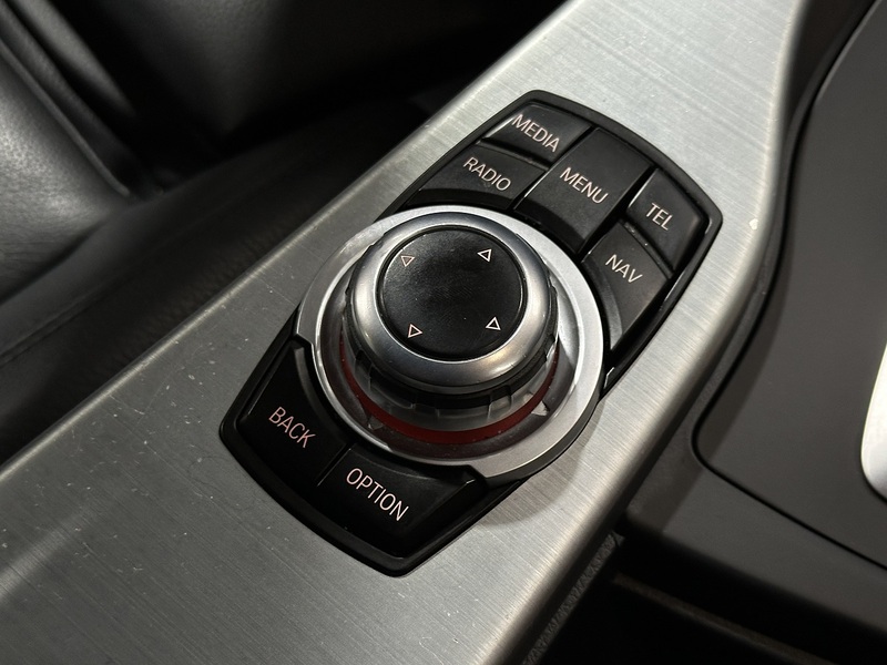 BMW 3 Series 320d M Sport - U1221