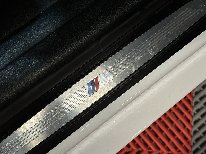 BMW 3 Series 320d M Sport - U1221