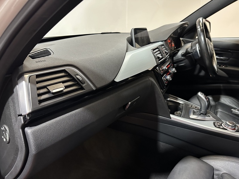 BMW 3 Series 320d M Sport - U1221