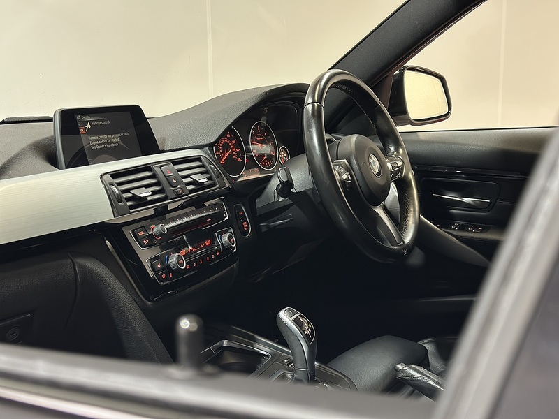 BMW 3 Series 320d M Sport - U1221