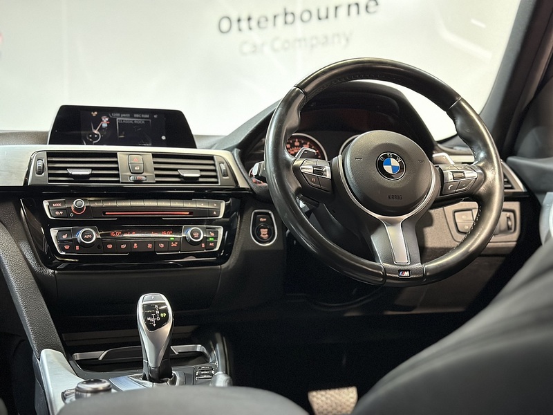 BMW 3 Series 320d M Sport - U1221