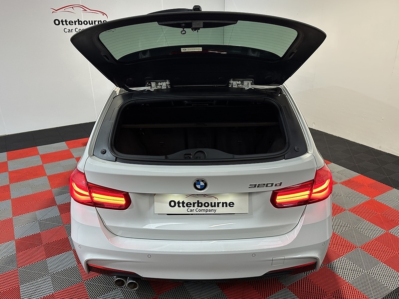 BMW 3 Series 320d M Sport - U1221