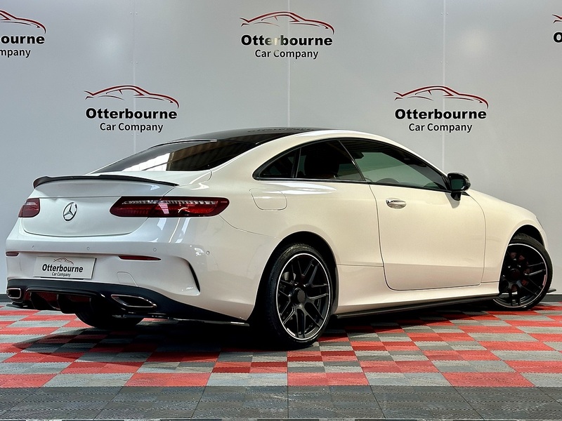 Mercedes-Benz E Class E220d AMG Line - U1227