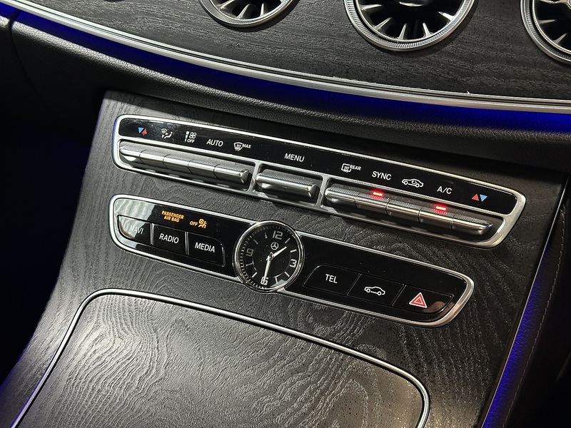 Mercedes-Benz E Class E220d AMG Line - U1227