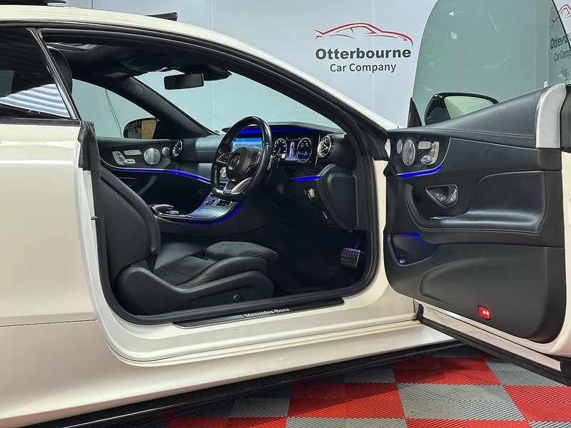 Mercedes-Benz E Class E220d AMG Line - U1227