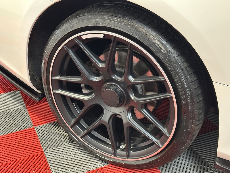 Mercedes-Benz E Class E220d AMG Line - U1227