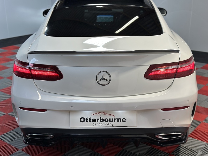 Mercedes-Benz E Class E220d AMG Line - U1227