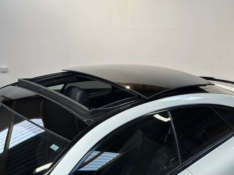 Mercedes-Benz E Class E220d AMG Line - U1227