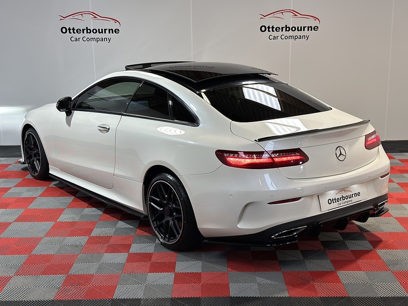 Mercedes-Benz E Class E220d AMG Line - U1227