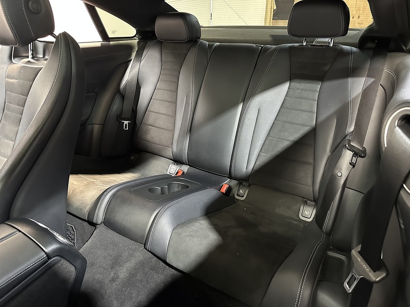 Mercedes-Benz E Class E220d AMG Line - U1227