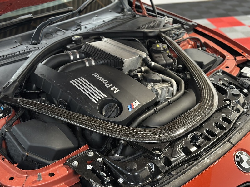 BMW M4 BiTurbo - U1230