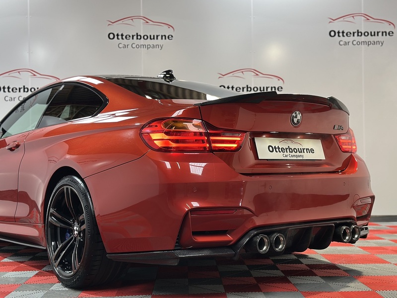 BMW M4 BiTurbo - U1230