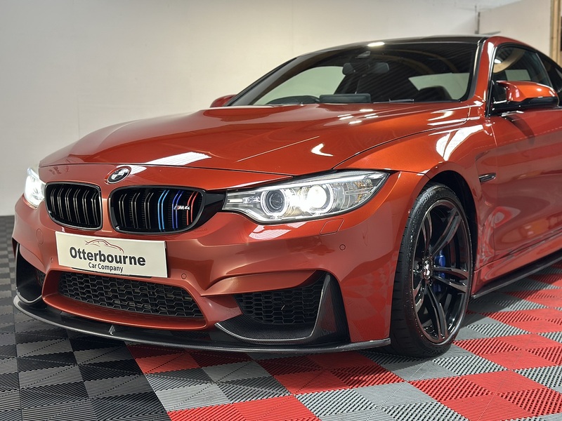 BMW M4 BiTurbo - U1230