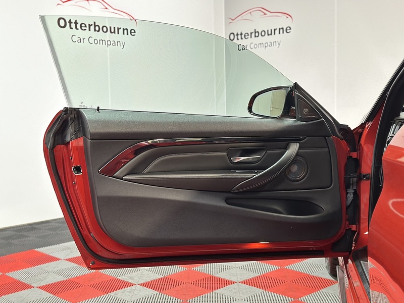 BMW M4 BiTurbo - U1230