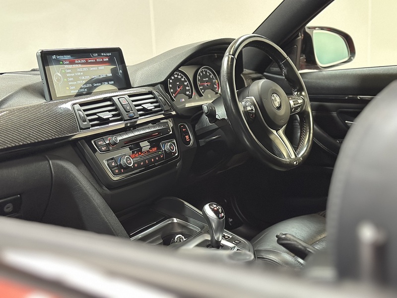 BMW M4 BiTurbo - U1230