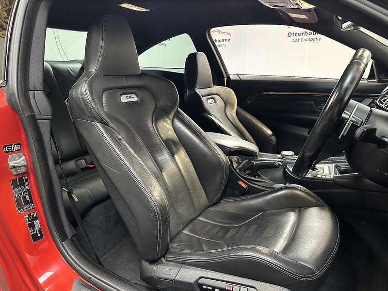 BMW M4 BiTurbo - U1230