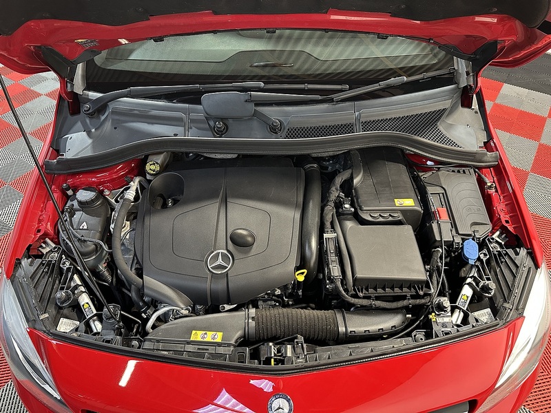 Mercedes-Benz B Class B200 CDI Sport - U1232