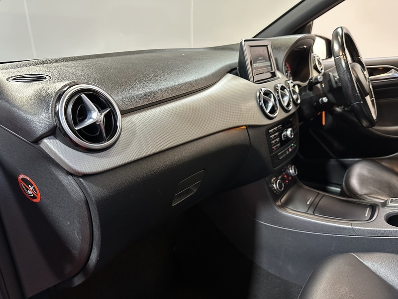 Mercedes-Benz B Class B200 CDI Sport - U1232