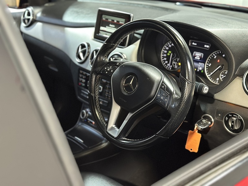 Mercedes-Benz B Class B200 CDI Sport - U1232