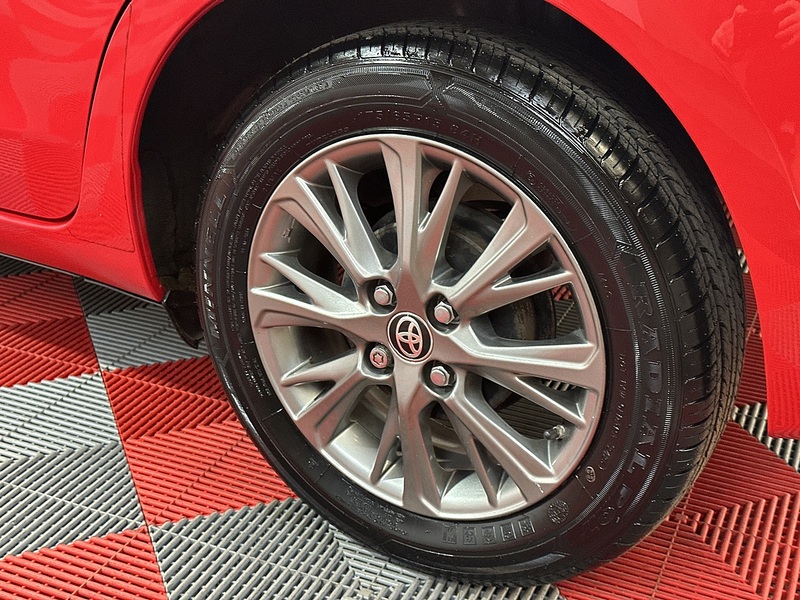 Toyota Yaris VVT-i Icon Tech - U1234