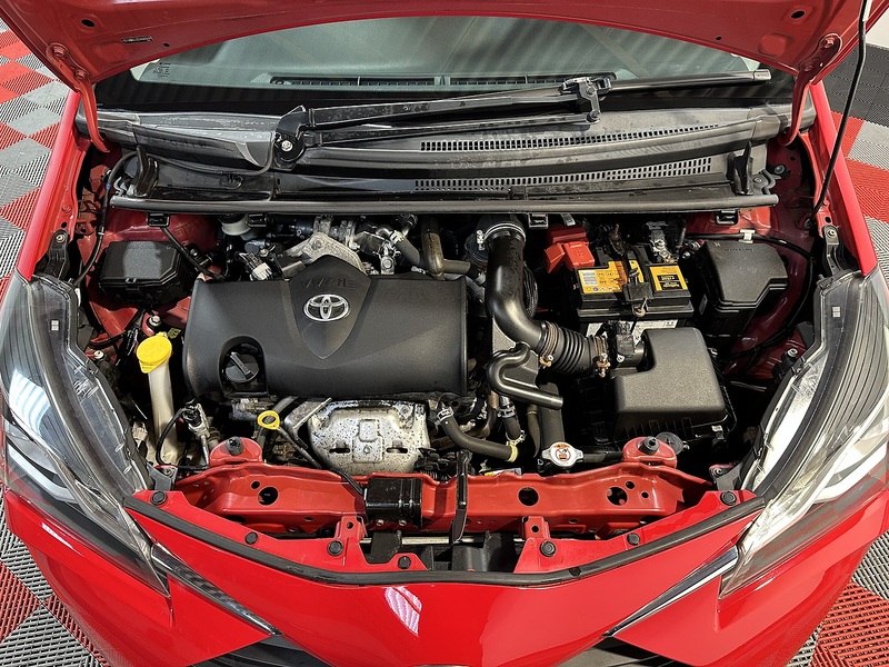 Toyota Yaris VVT-i Icon Tech - U1234