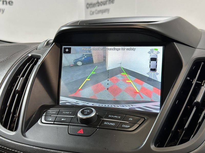 Ford Kuga T EcoBoost Vignale - U1238