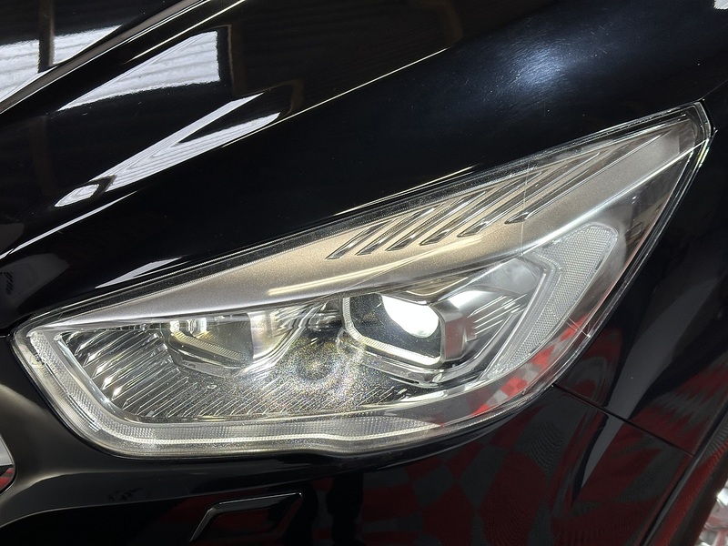 Ford Kuga T EcoBoost Vignale - U1238