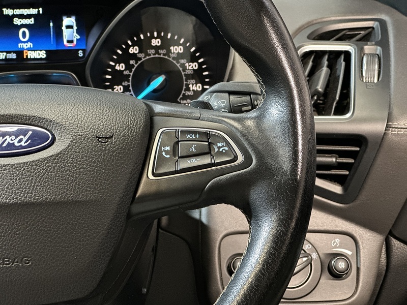 Ford Kuga T EcoBoost Vignale - U1238